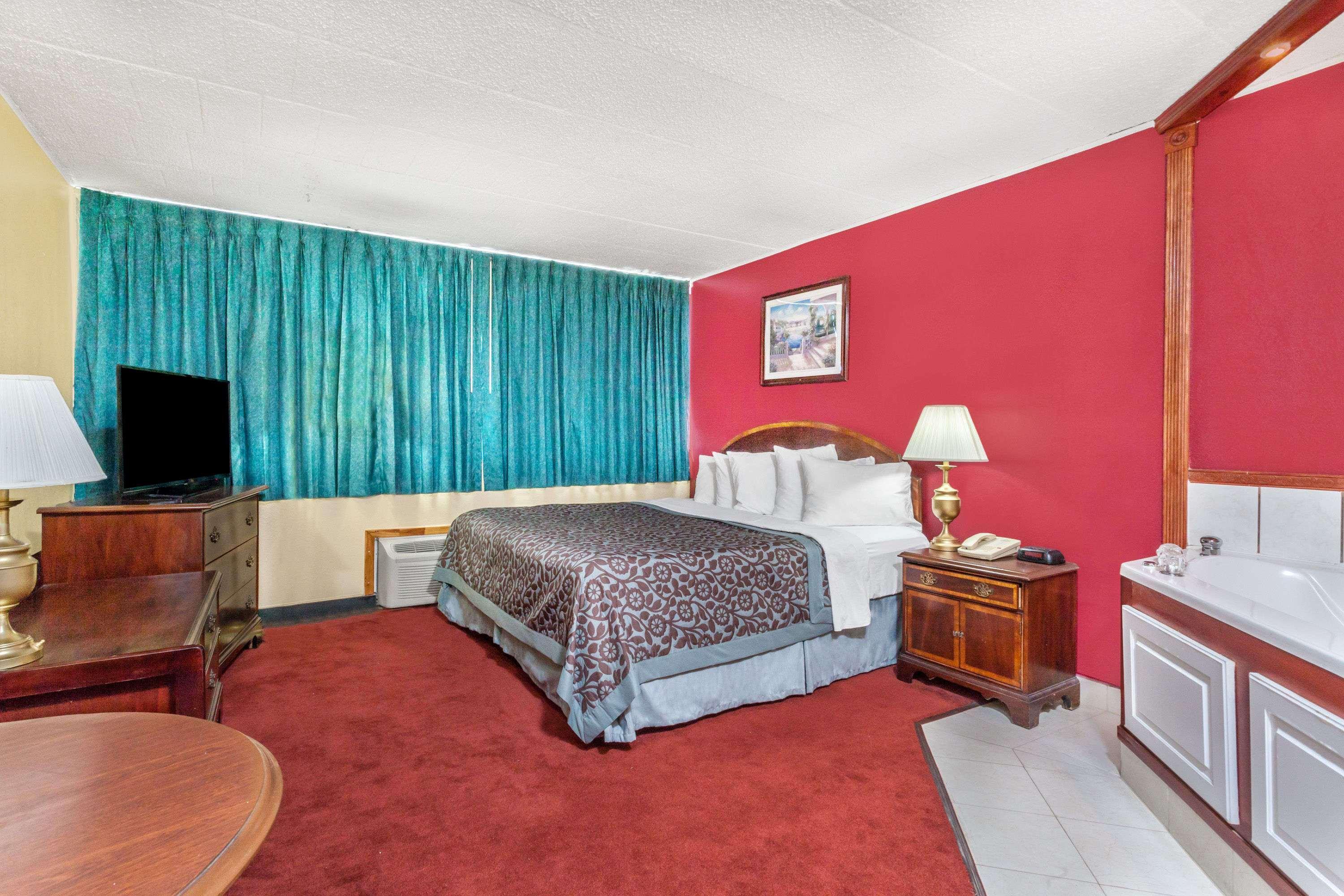 Days By Wyndham Scranton Pa Hotel 2*